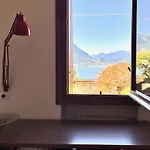 Nella Back To 70' * Varenna