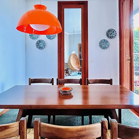 Nella Back To 70' Villa *