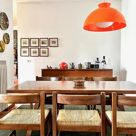 Nella Back To 70' * Varenna