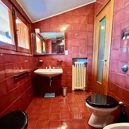 Nella Back To 70' Villa *