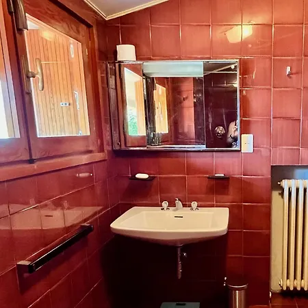 Nella Back To 70' Villa Varenna