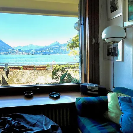 Nella Back To 70' Villa