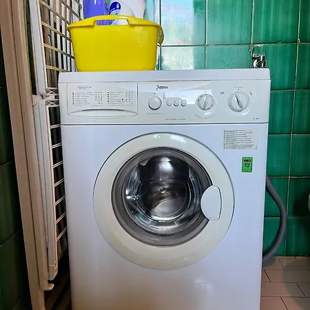 Nella Back To 70' Villa