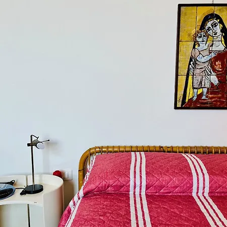 Villa Nella Back To 70' *