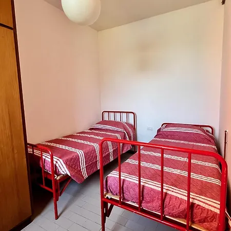 Nella Back To 70' * Varenna