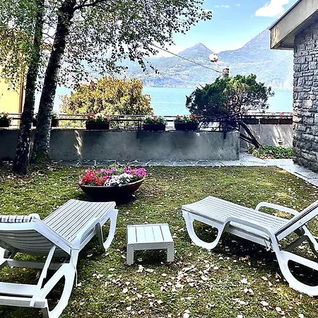 Nella Back To 70' Villa